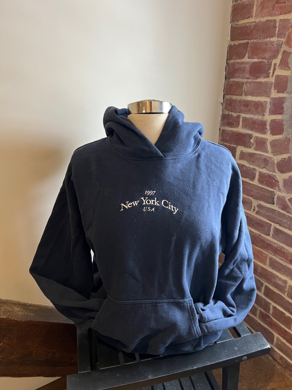 Hollister boxy 1997 New York hoodie XS